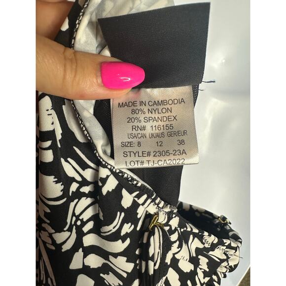 NWoT Shore Shapes Ruched One Piece Swimsuit – Size 8 - Picture 7 of 8